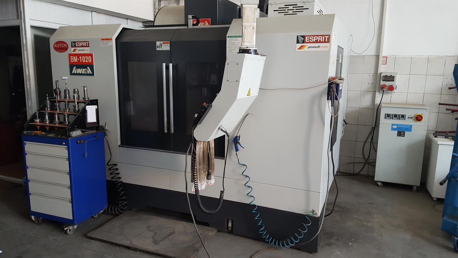 Awea BM 1020 Machining center - vertical