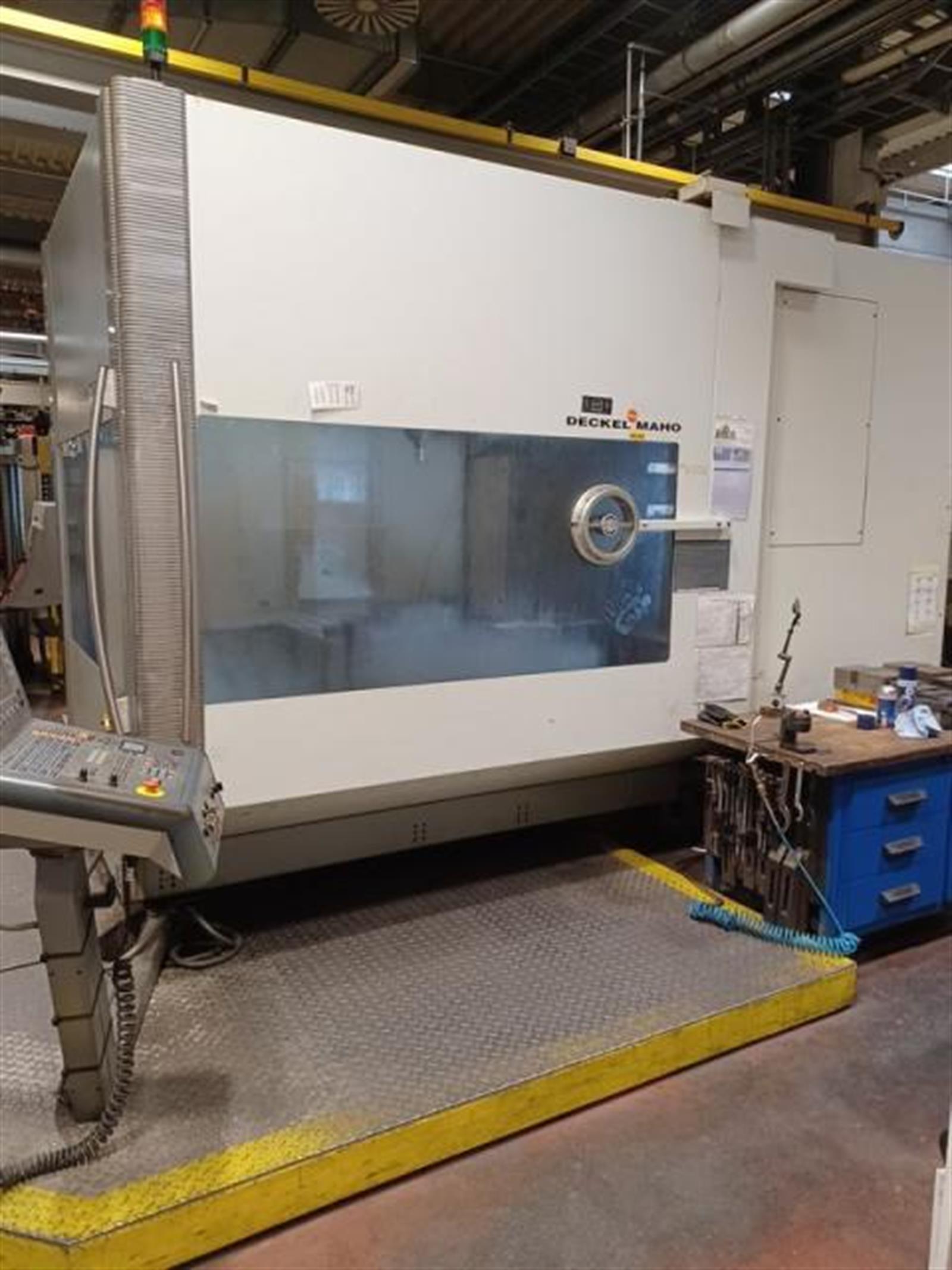 Deckel Maho DMU 125 T Machining center - vertical