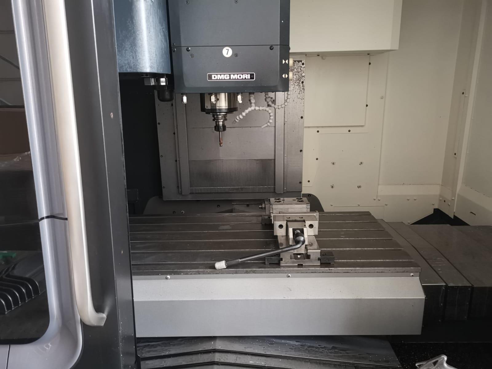 DMG Mori NVX 5100/40 Machining center - vertical