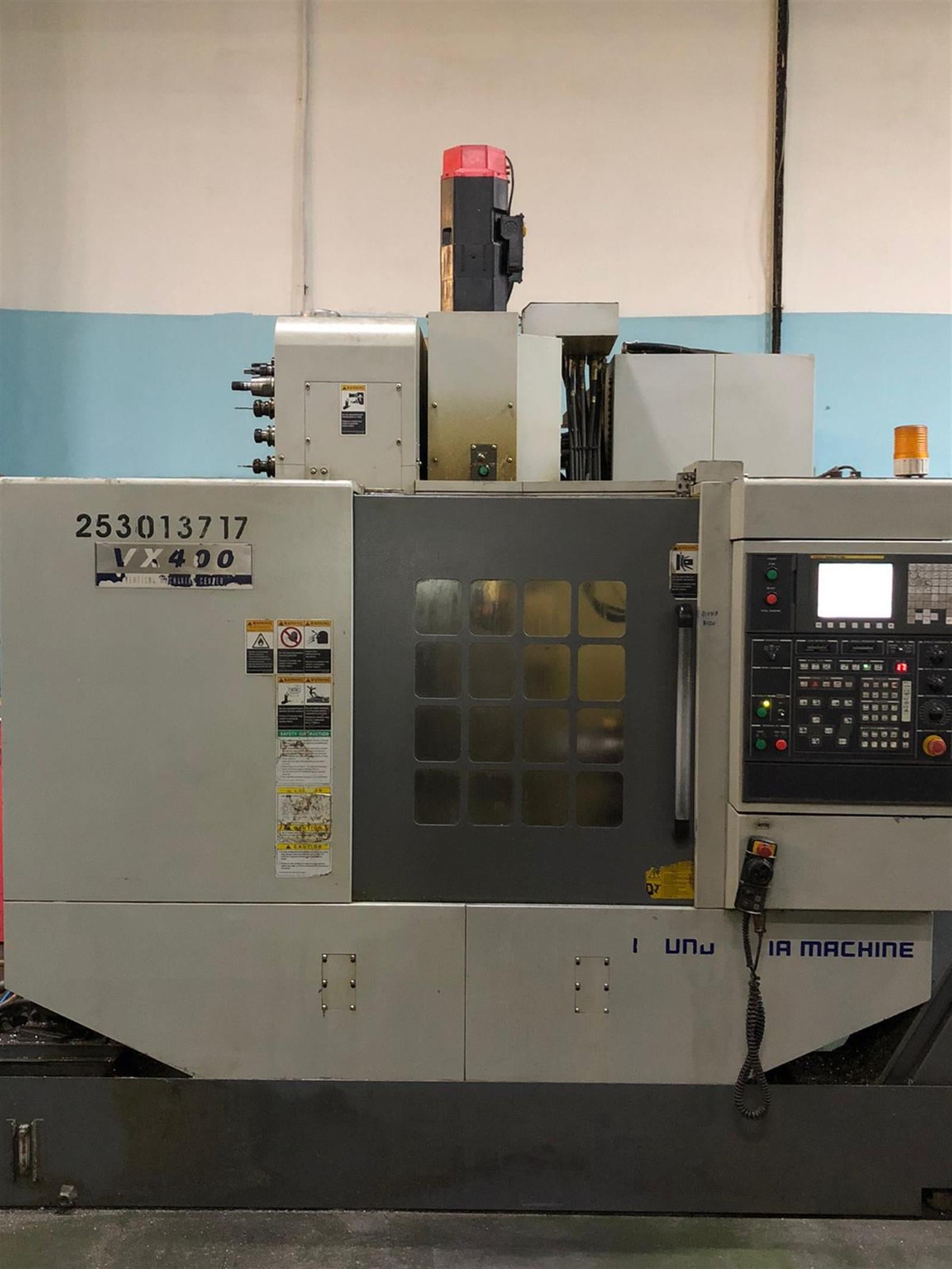 Hyundai VX400 Vertical Machining Center