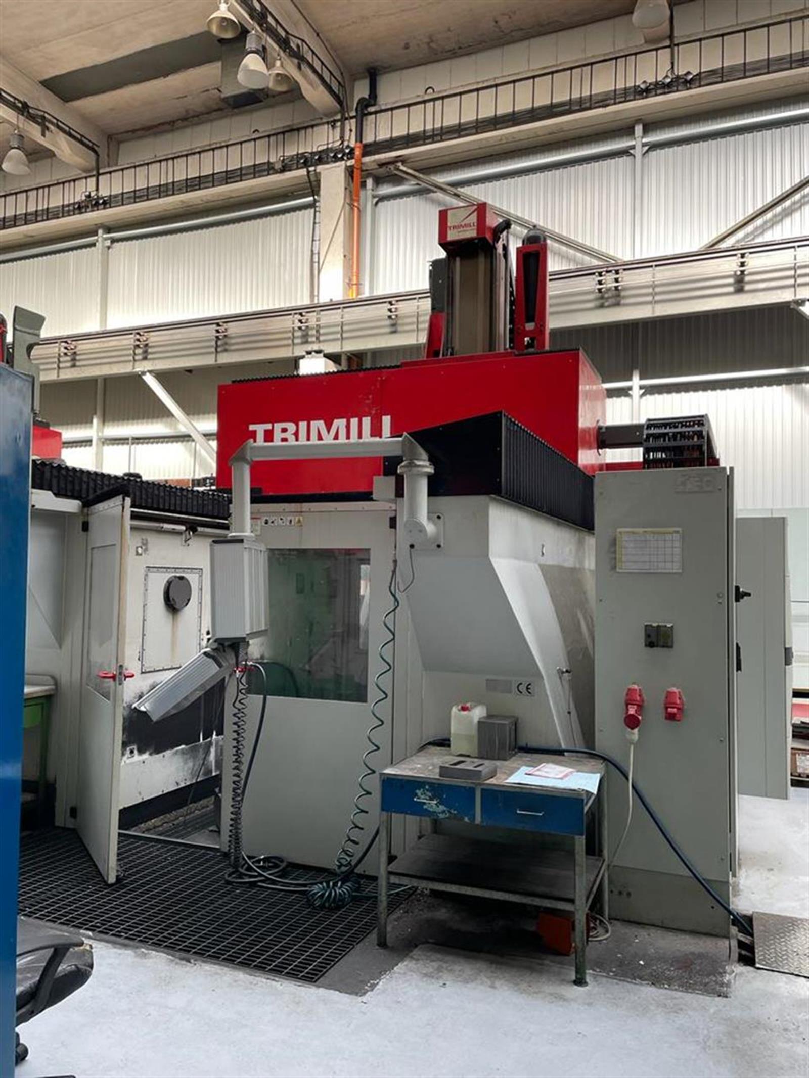 TRIMILL VU 2313 Machining center - vertical