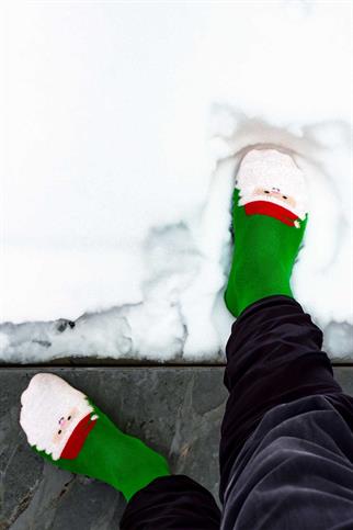 Mono Socks - Tekli Kutulu Sakallı Püsküllü Noel Baba Yılbaşı Hediyelik Çorap