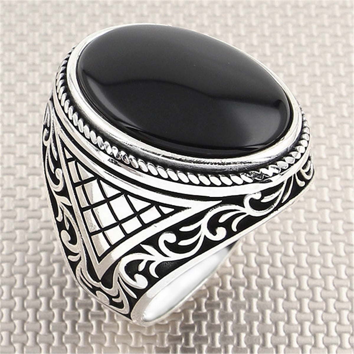 Otantik Motifli Oval Taşlı Toptan Gümüş Erkek Yüzük