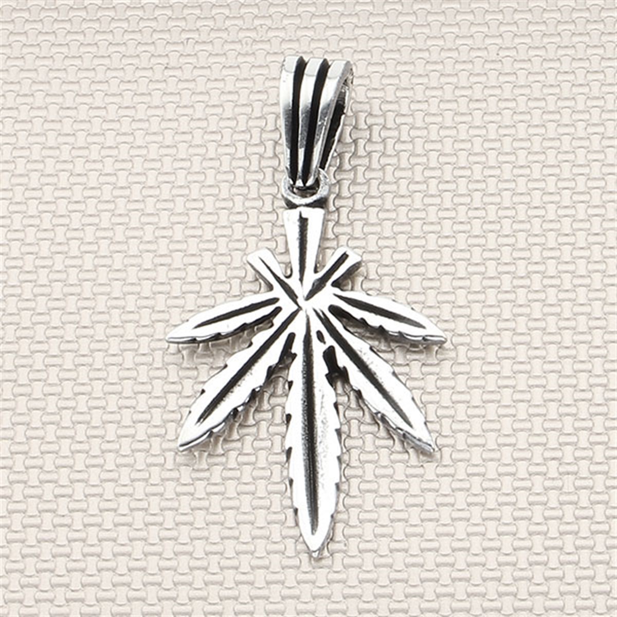 Erkek Gümüş Kolye Ucu