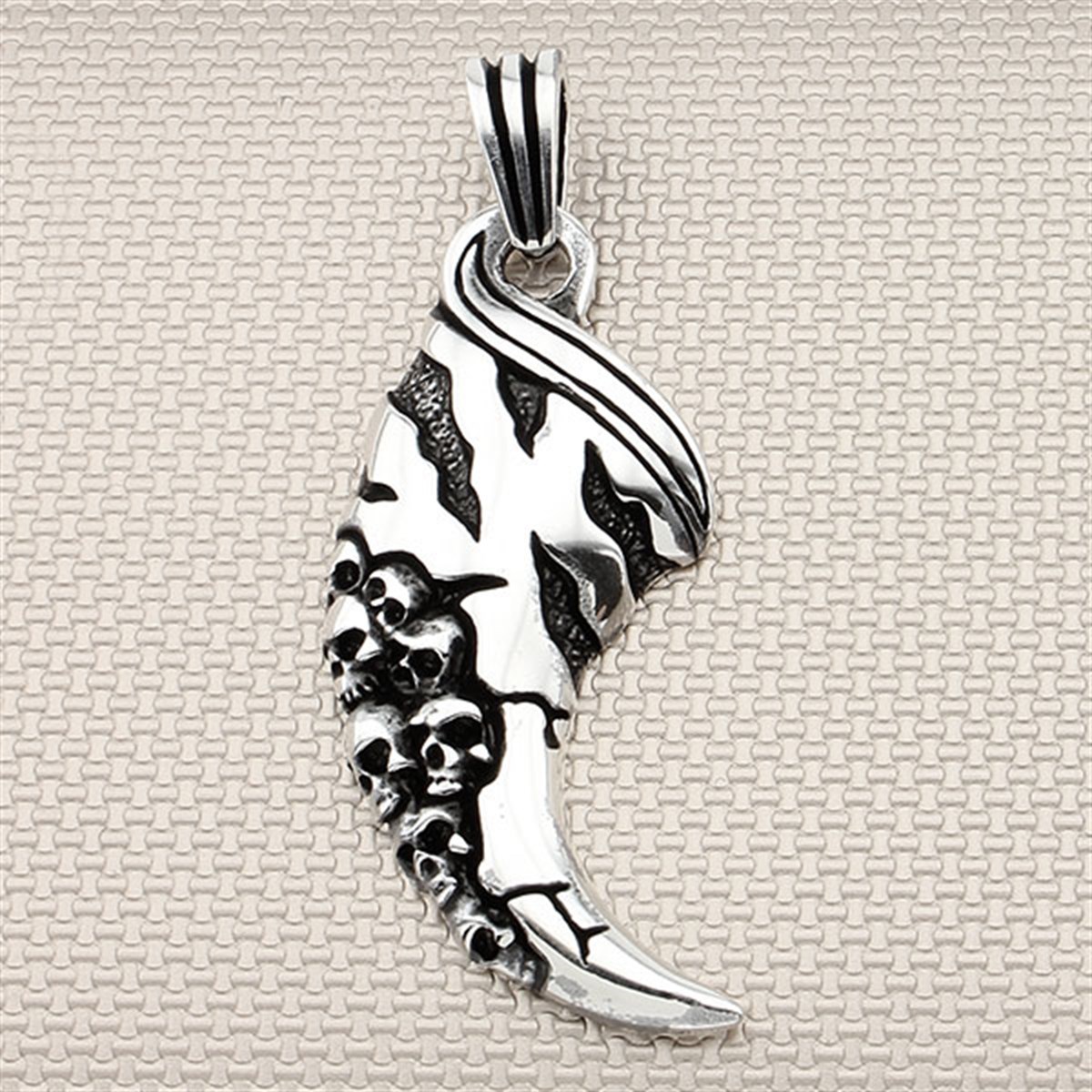 Erkek Gümüş Kolye Ucu