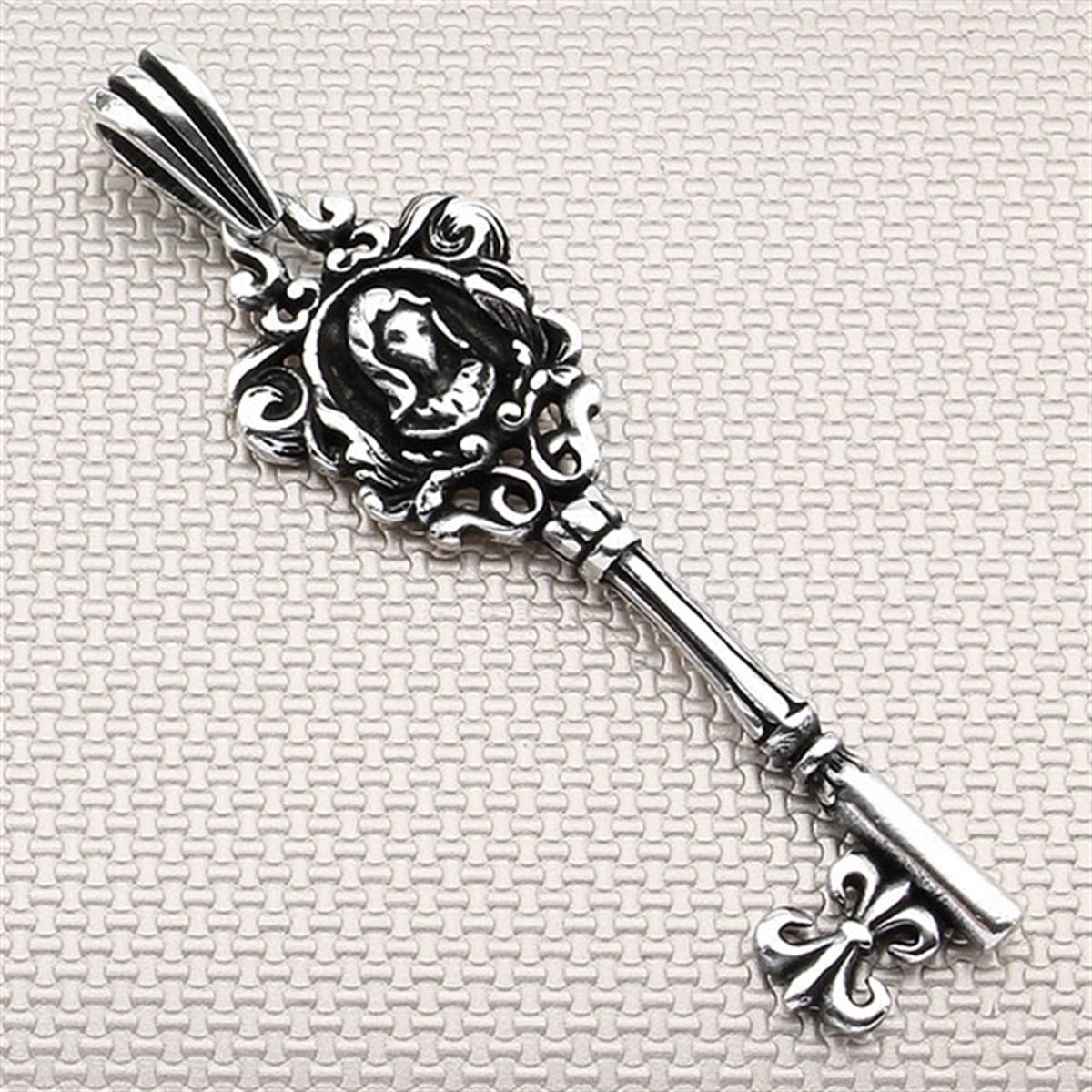 Erkek Gümüş Kolye Ucu