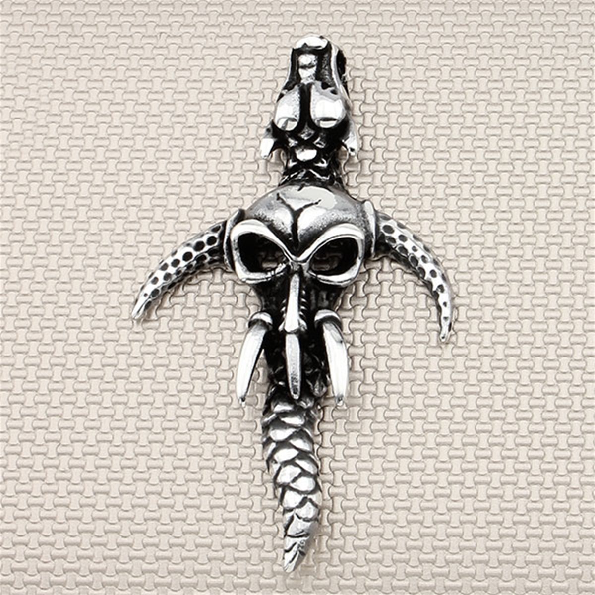 Erkek Gümüş Kolye Ucu