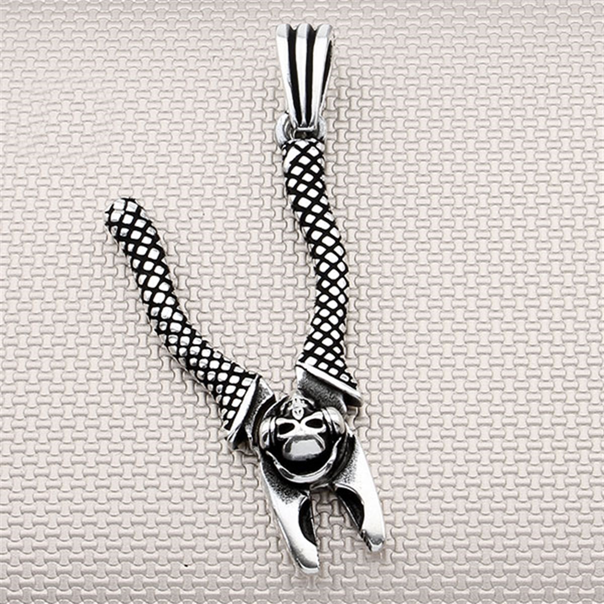 Erkek Gümüş Kolye Ucu