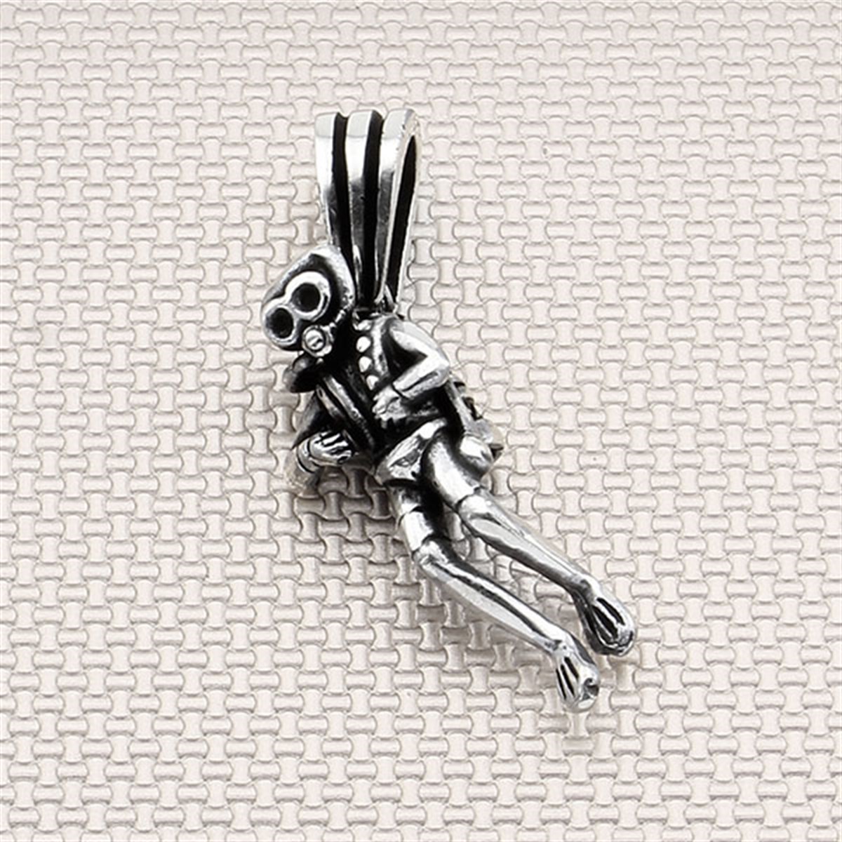 Erkek Gümüş Kolye Ucu