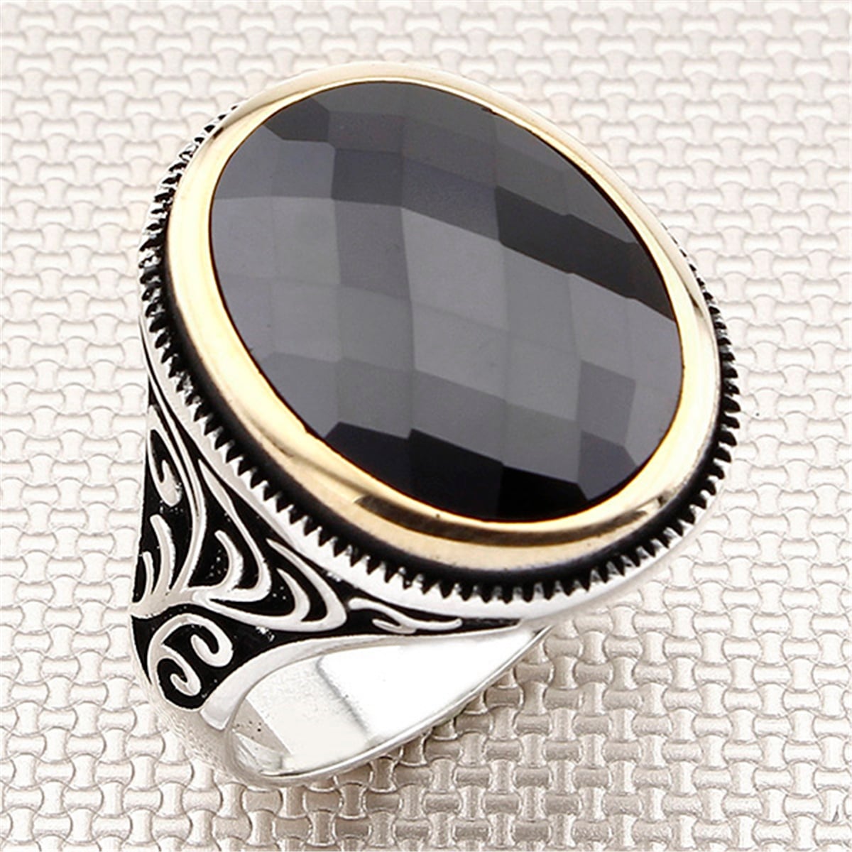 Otantik Desenli Bronz Çerçeve Oval Taşlı Toptan Gümüş Erkek Yüzük