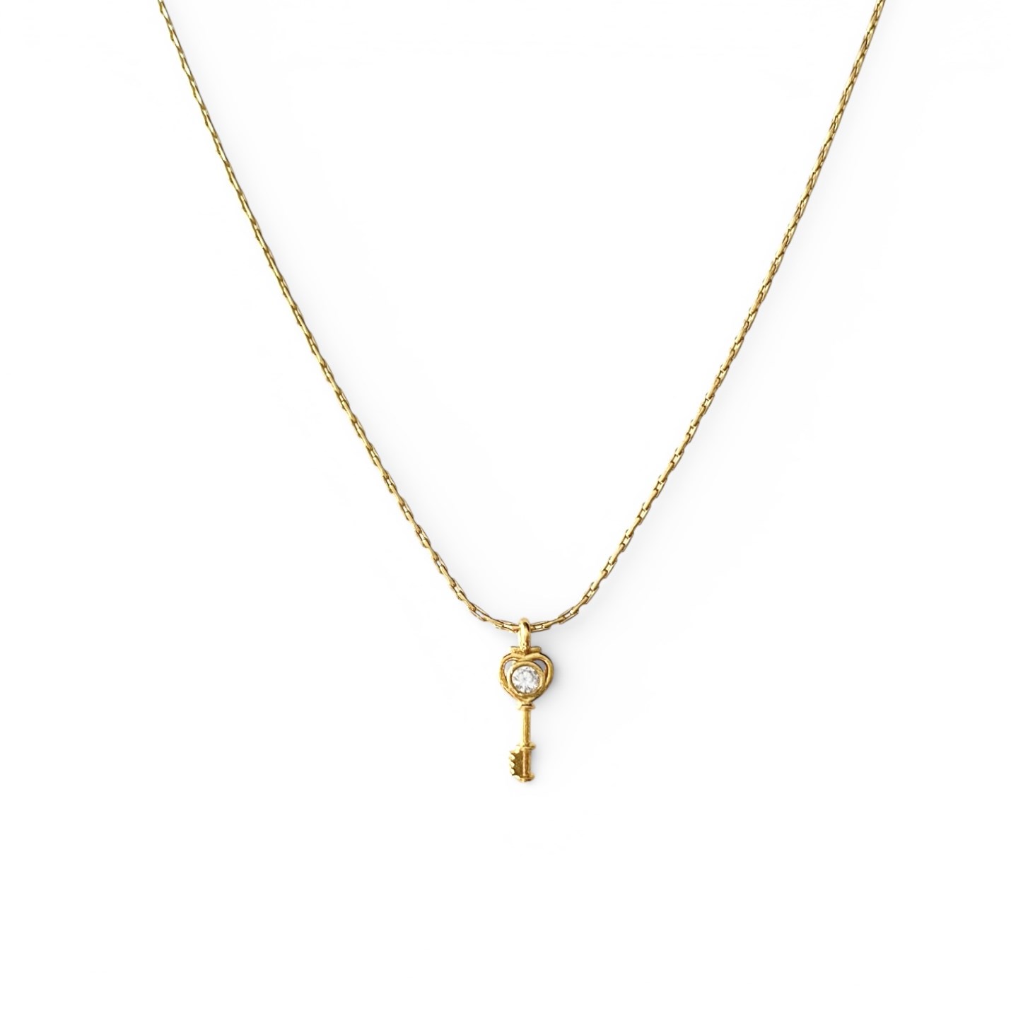 The Key of Love Kolye