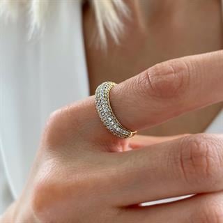 Queen Ring
