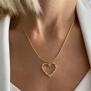 Snake Chain Zircon Heart Necklace
