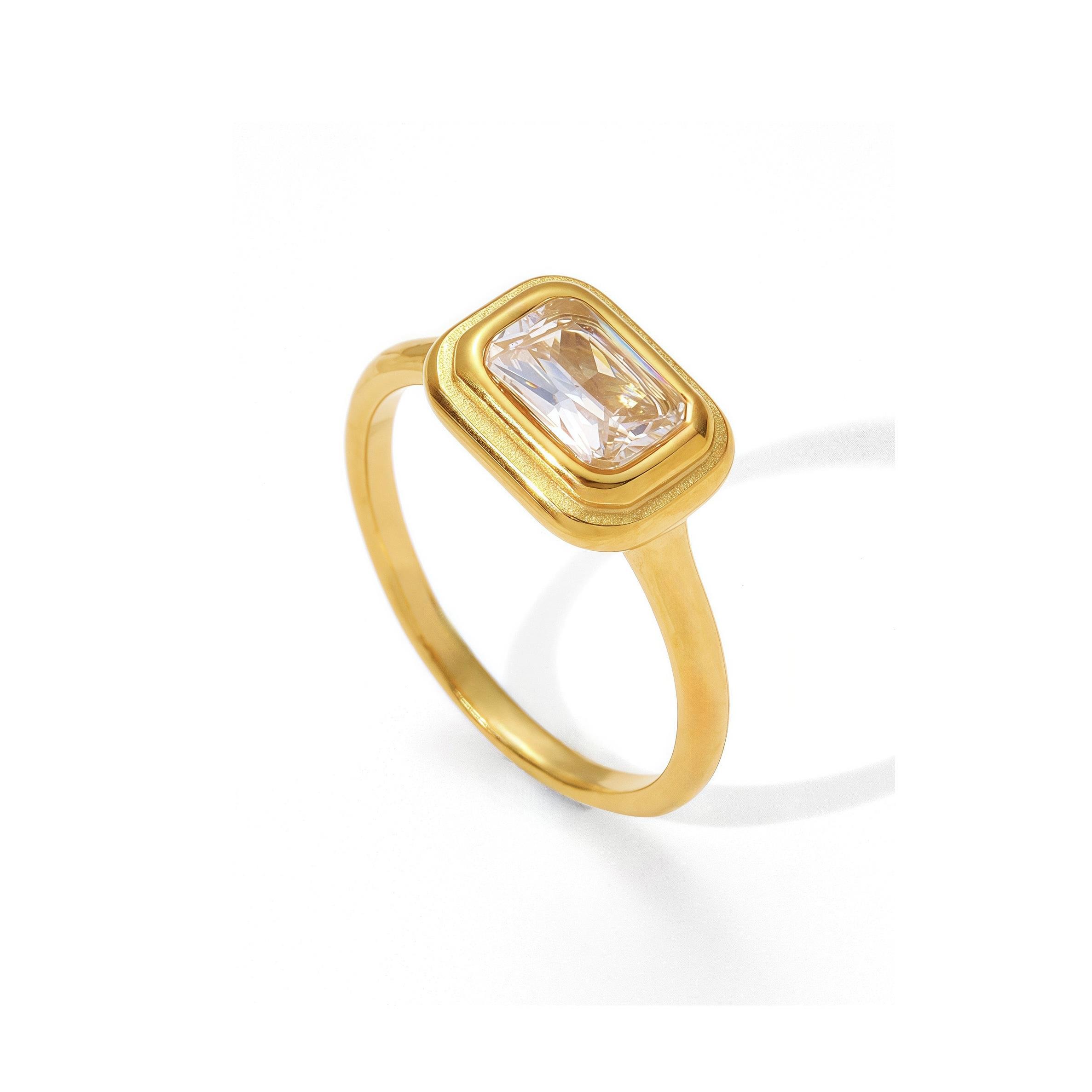 Çelik Bliss Yüzük