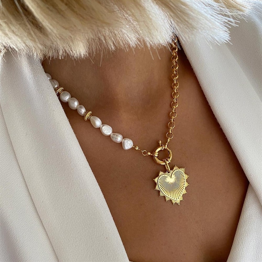 Fabia Necklace