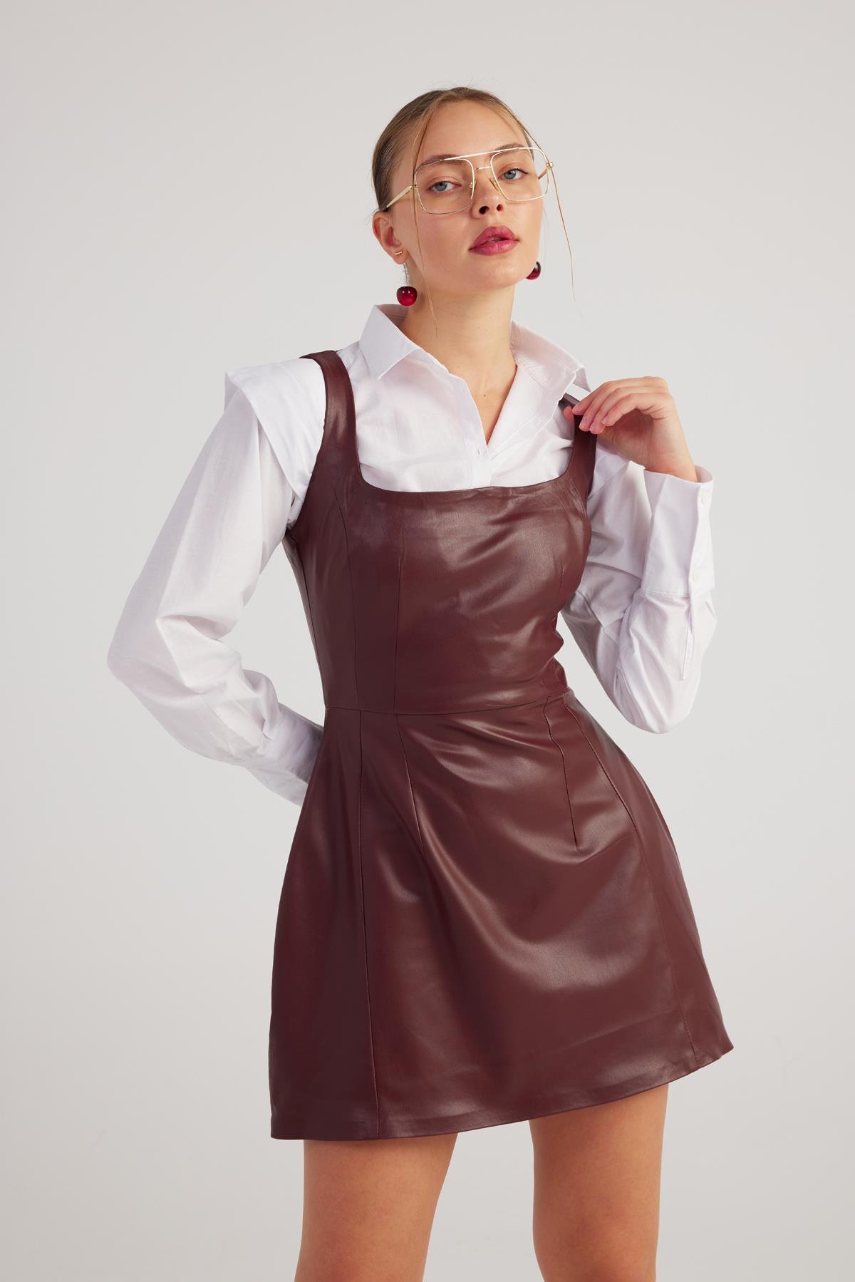 Larissa Dress Claret Red