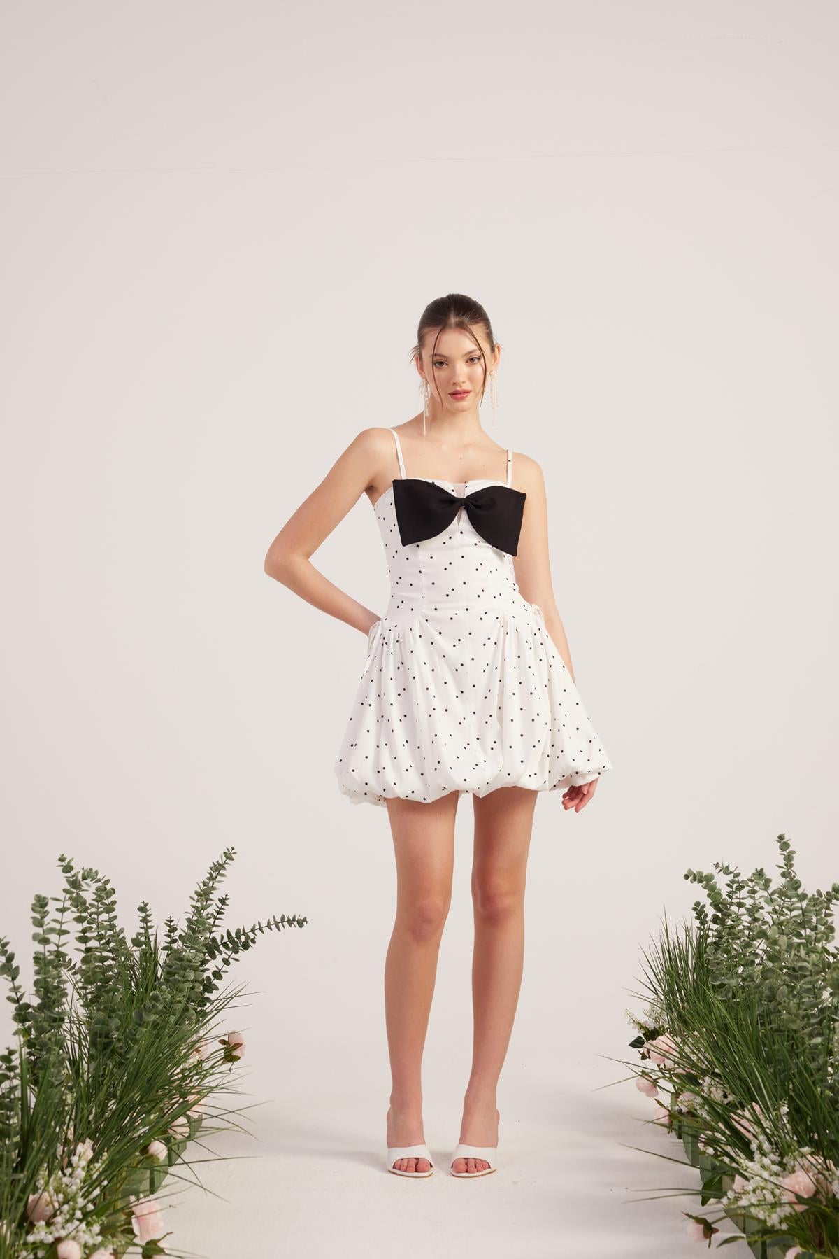 Puantiyeli Kurdele Detaylı Balon Etekli Mini Erica Elbise Beyaz