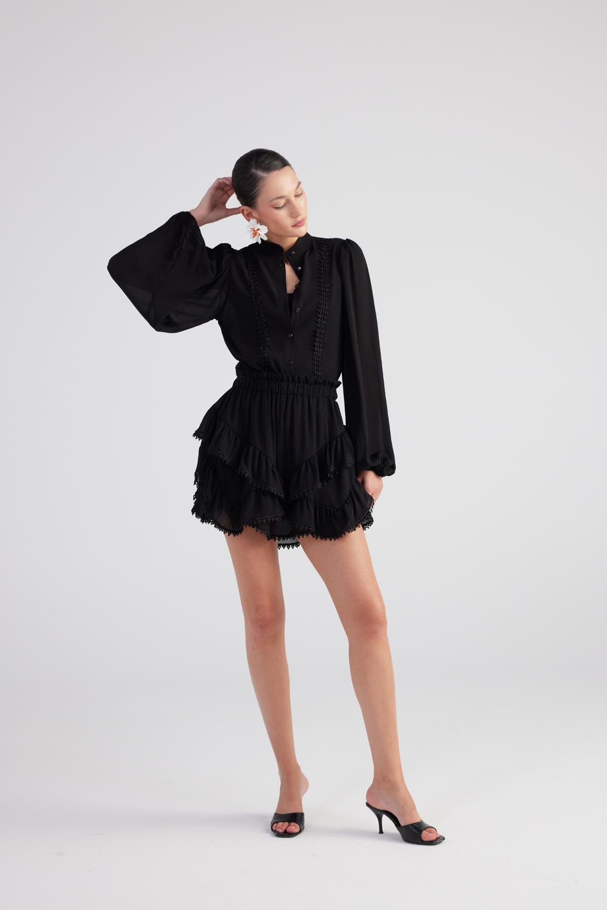 Brode Detaylı Asimetrik Kesim Astarlı Mini Pixie Etek Siyah