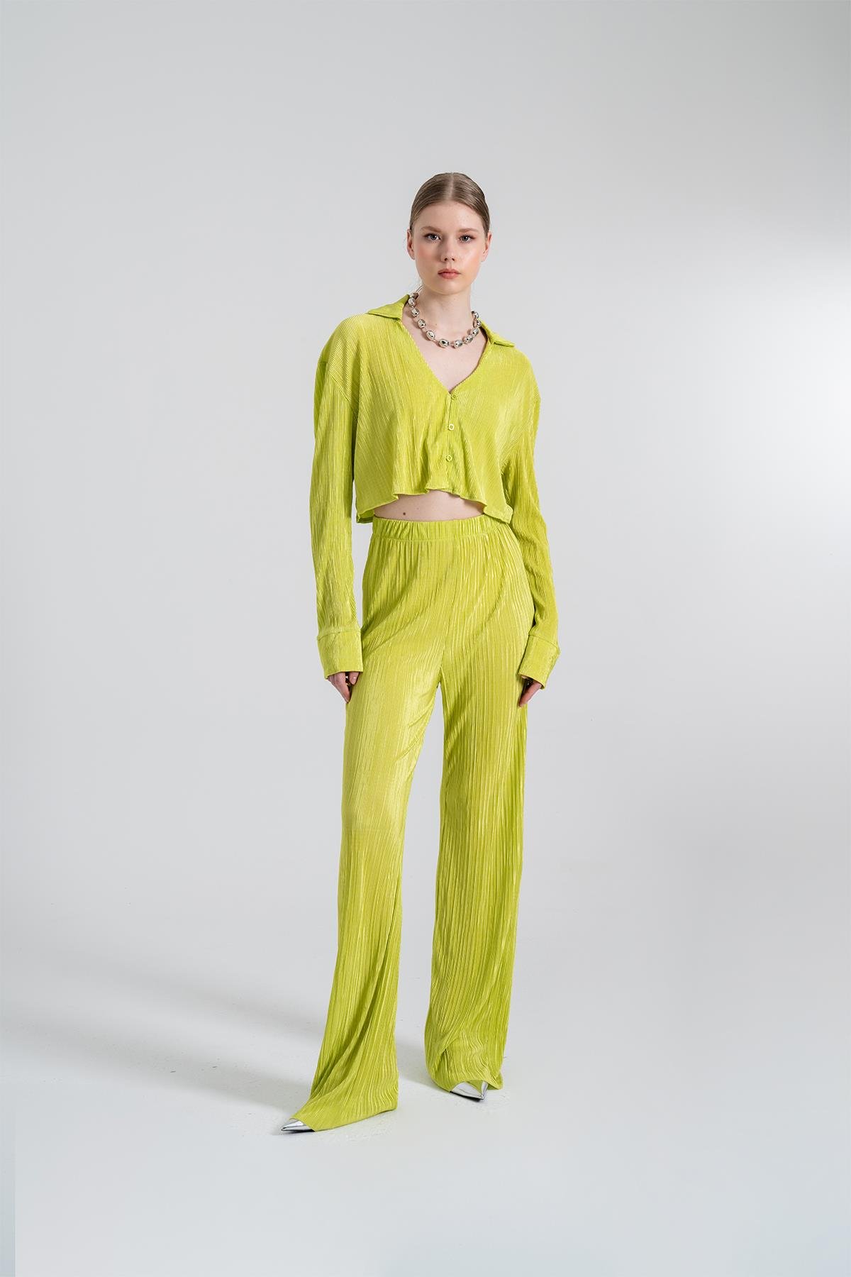 Crop Model Düğme Kapamalı Comfy Crop Gömlek Yeşil