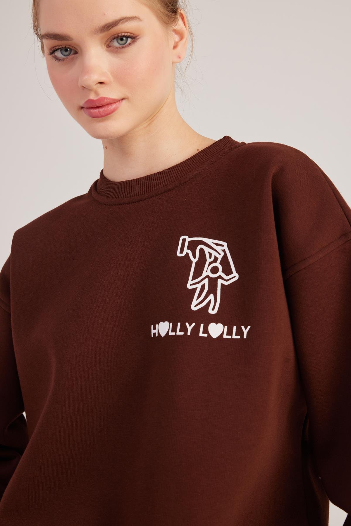 Gaslighting Sweatshirt Brown