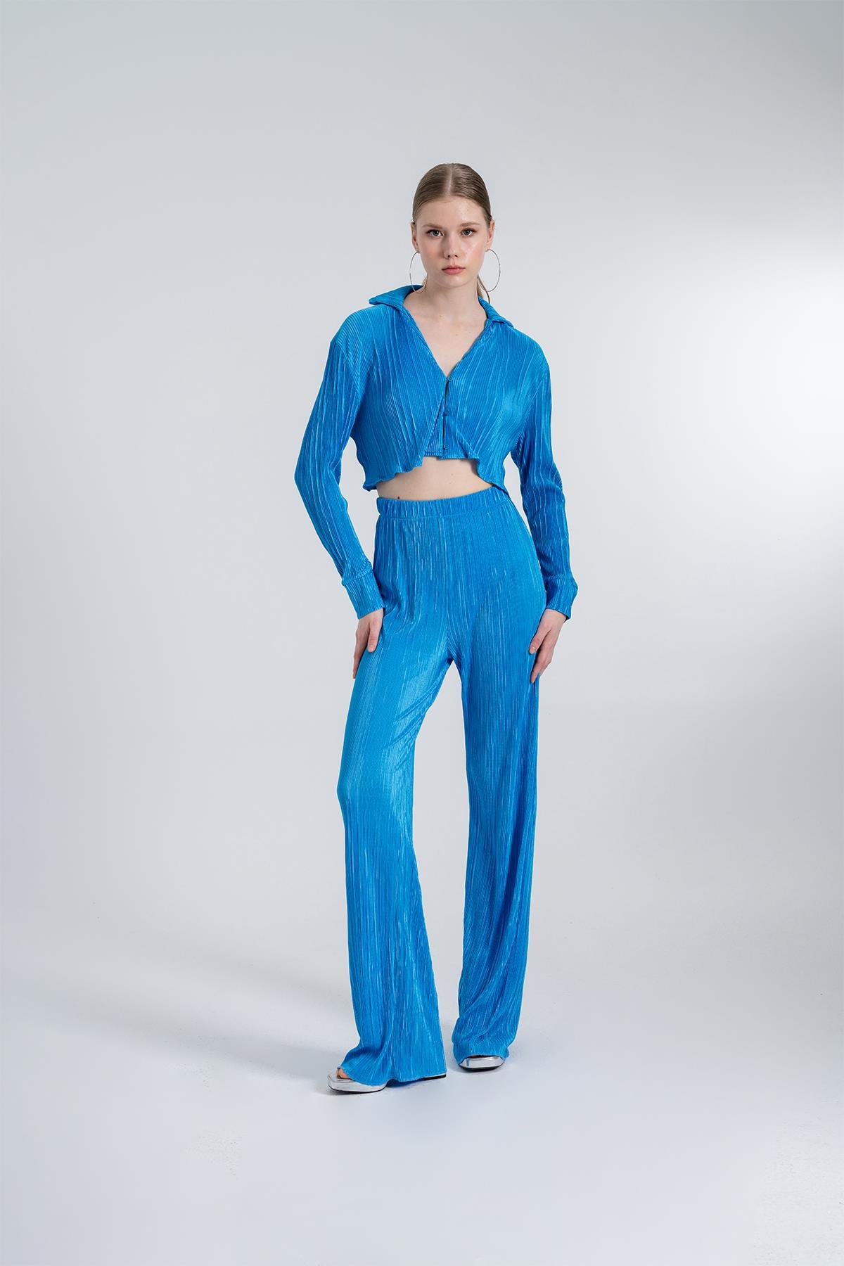 Crop Model Düğme Kapamalı Comfy Crop Gömlek Mavi