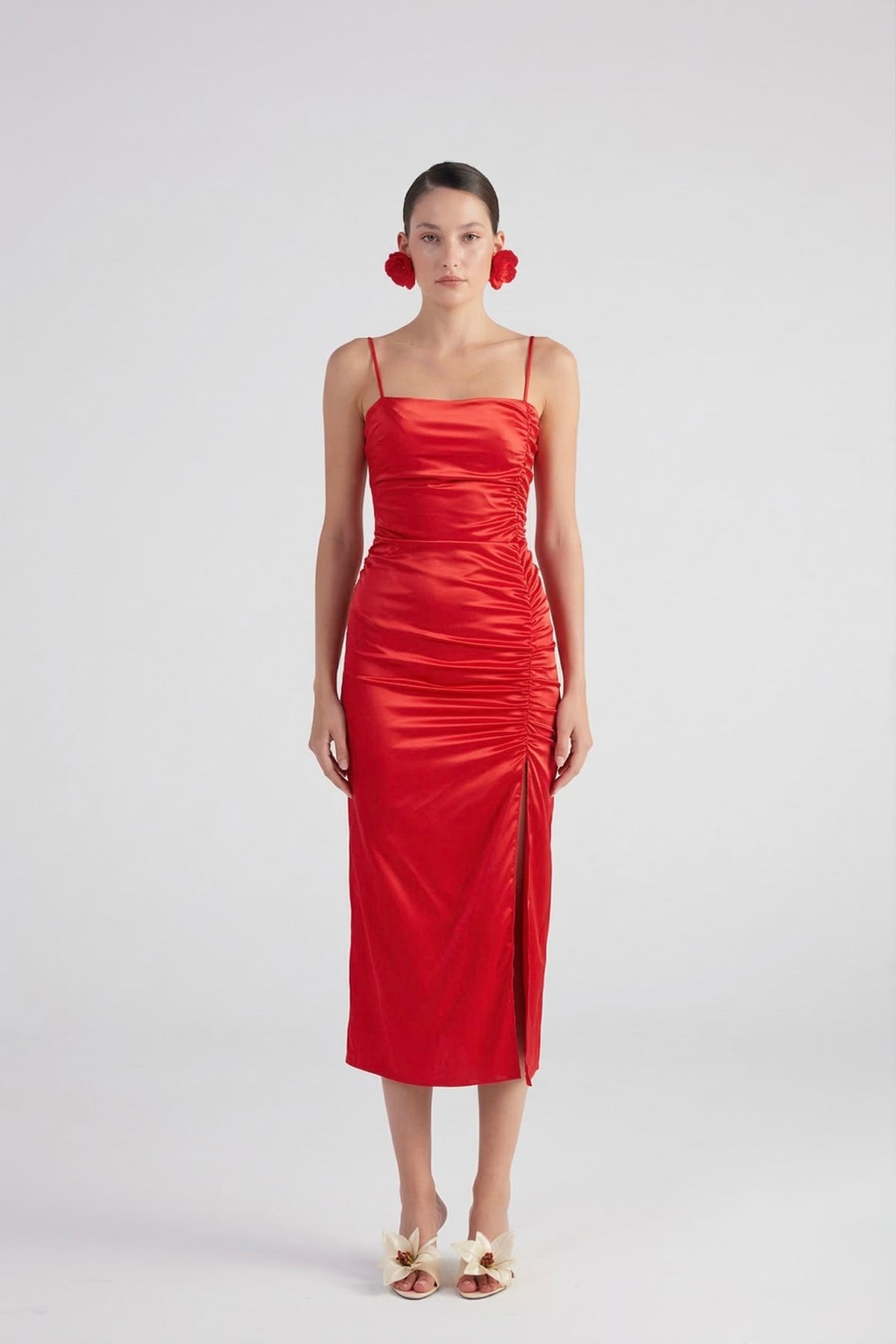 Yırtmaçlı Astarlı Saten Dipsy Elbise Kırmızı