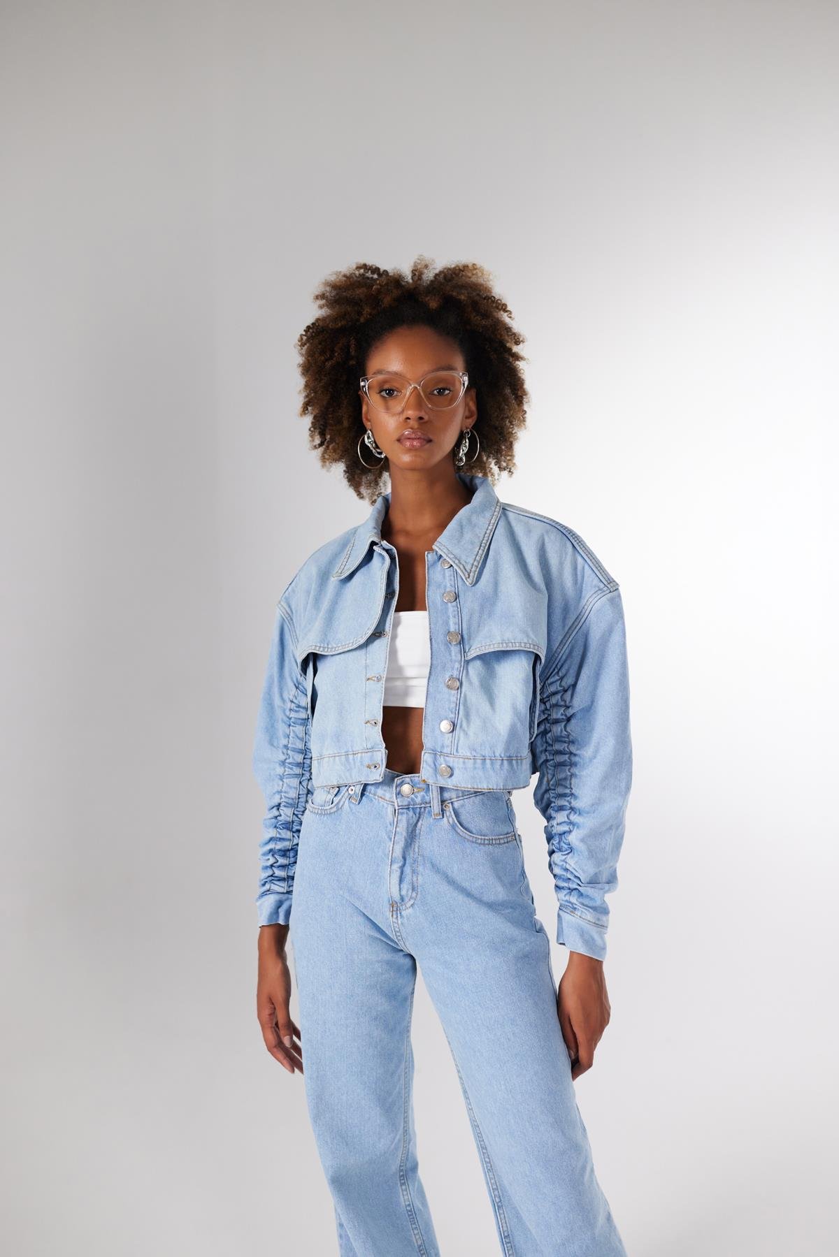 Crop Model Düğmeli Crespo Ceket Mavi