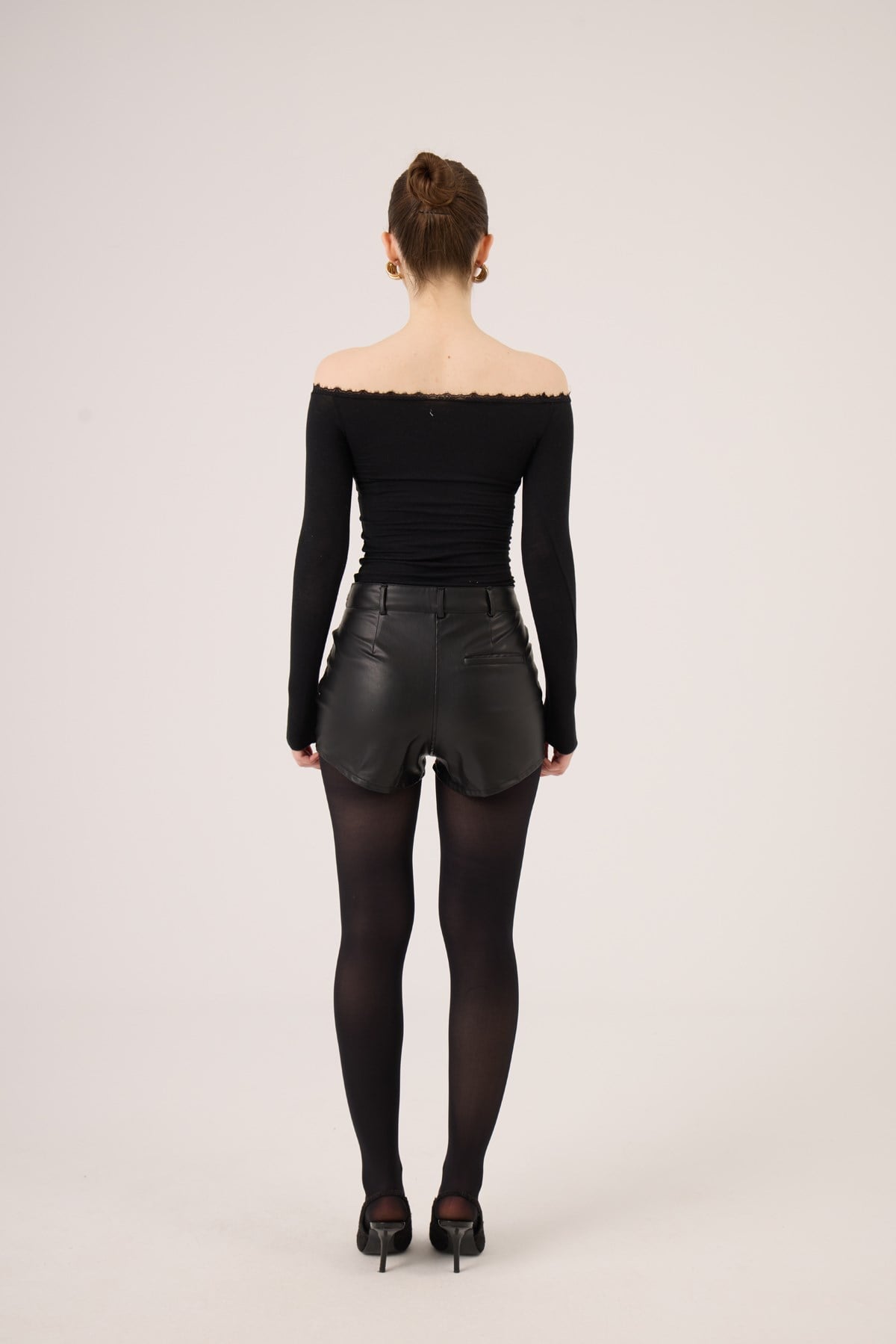 Madonna Neckline Lace Macy Cashmere Blouse Black