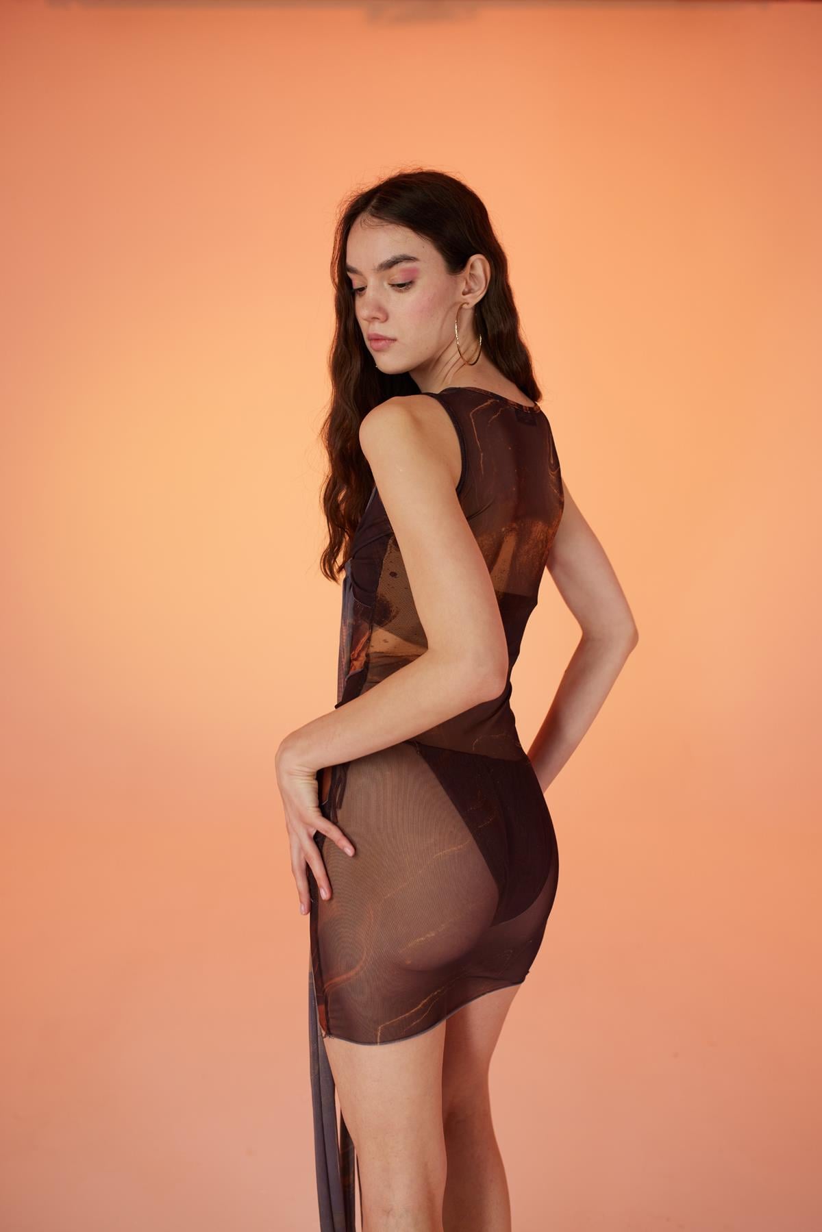 Bağlama Detaylı Ensek Tül Wrap Elbise Kahverengi