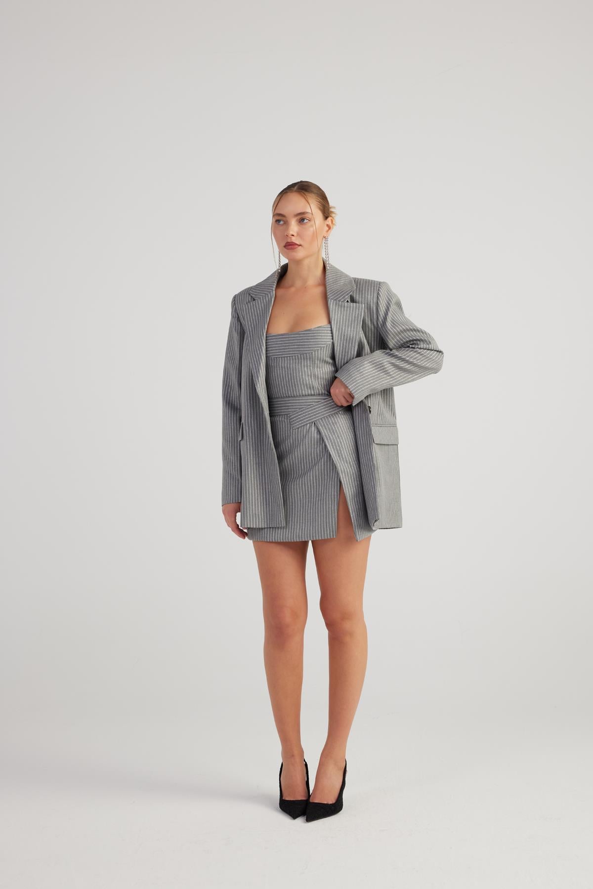 Oversize Kesim Simli Çizgili Eden Blazer Ceket Gri