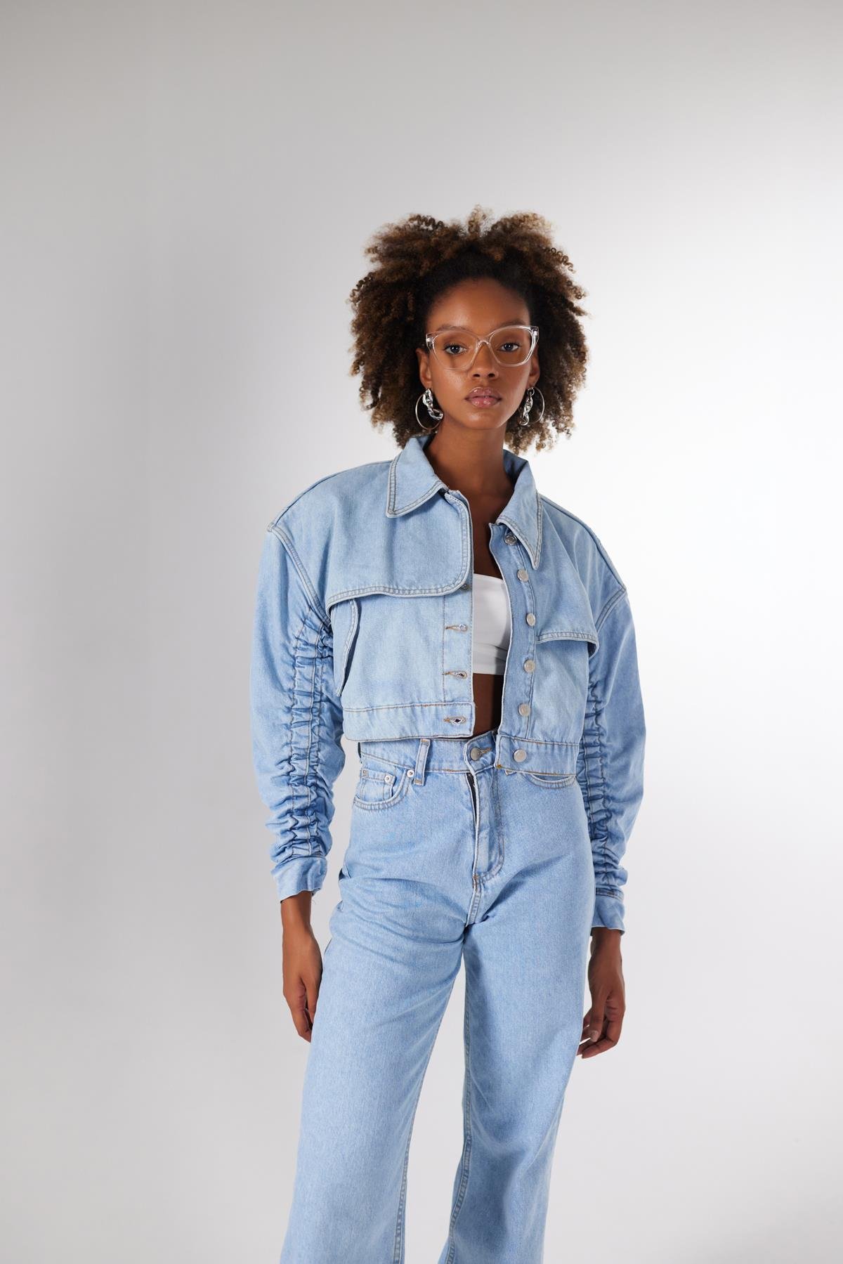 Crop Model Düğmeli Crespo Ceket Mavi