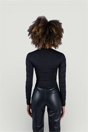 Drape Detaylı Yarım Balıkçı Draped Bluz Siyah