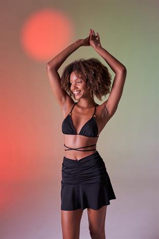 Yüksek Bel Büzgü Detaylı Mini Delphi Etek Siyah