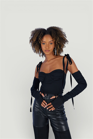 Çıkarılabilir Kollu Fiyonk Bağlamalı Ribbon Bodysuit Siyah