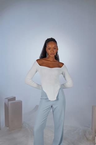 Uzun Kol Kalp Yaka Rolla Kazak Beyaz