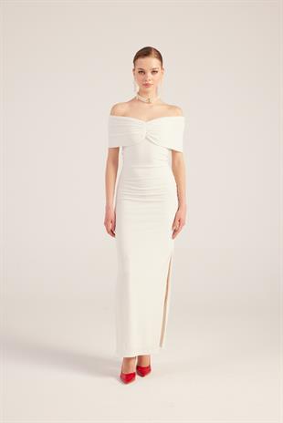 Madonna Yaka Yırtmaçlı Uzun Leila Elbise Beyaz