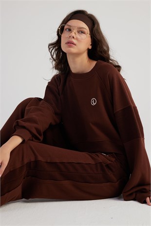 Bisiklet Yaka Şardonsuz Crop Cali Sweatshirt Kahve