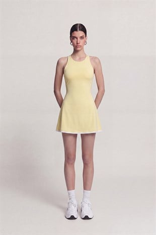 İçi Şortlu Sırtı İp Detaylı Mini Mariya Elbise Sarı