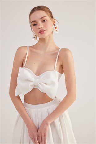Kurdele Görünümlü Crop Jazmin Bluz Beyaz