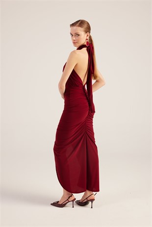 Drape Detaylı Sırtı Açık Yırtmaçlı Uzun Marie Elbise Bordo