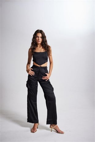 Crop Model Balenli Saten Maddy Büstiyer Siyah