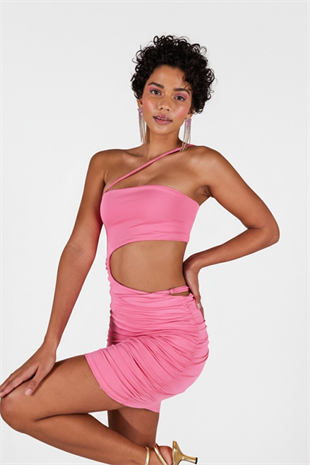 Çapraz Askı Detaylı Bel Dekolteli Drapeli Mini Bae Elbise Pembe