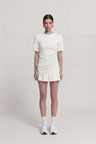 Büzgü Detaylı Vatkalı Demie Tshirt Beyaz