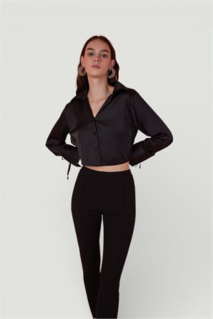 Özel Dokulu Saten Crop Silky Gömlek Siyah