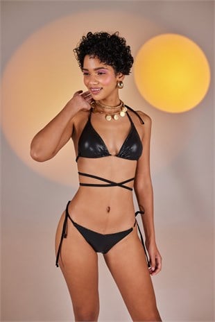 Özel Yapım Parlak Kumaşlı H Aksesuarlı V Kesim Ivory Bikini Altı Siyah