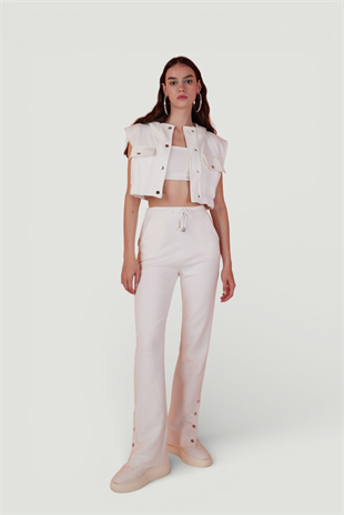 Kapişonlu Çıtçıt Kapamalı 3 İplik Jura Yelek Beyaz