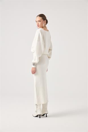 Soft Dokulu Uzun Jacey Triko Elbise Beyaz