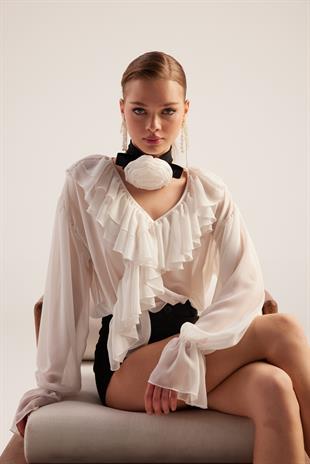 Fırfırlı Güllü Choker Aksesuarlı Şifon Sassy Gömlek Beyaz