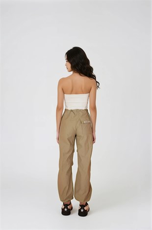 Parachute Pants Beige