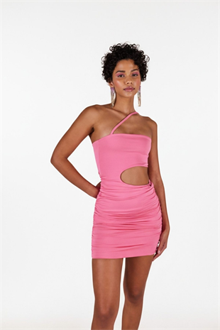 Çapraz Askı Detaylı Bel Dekolteli Drapeli Mini Bae Elbise Pembe